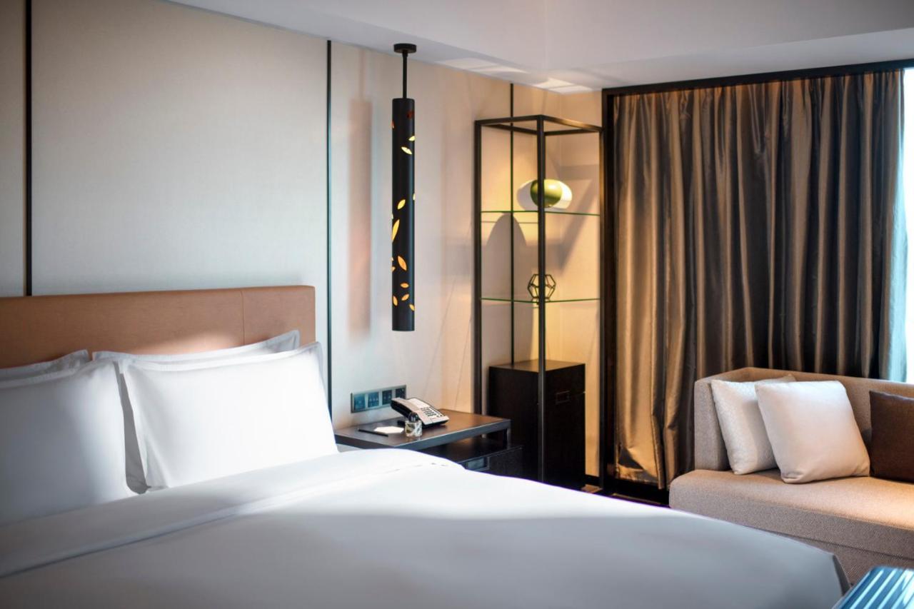 New World Shenyang Hotel Exterior photo