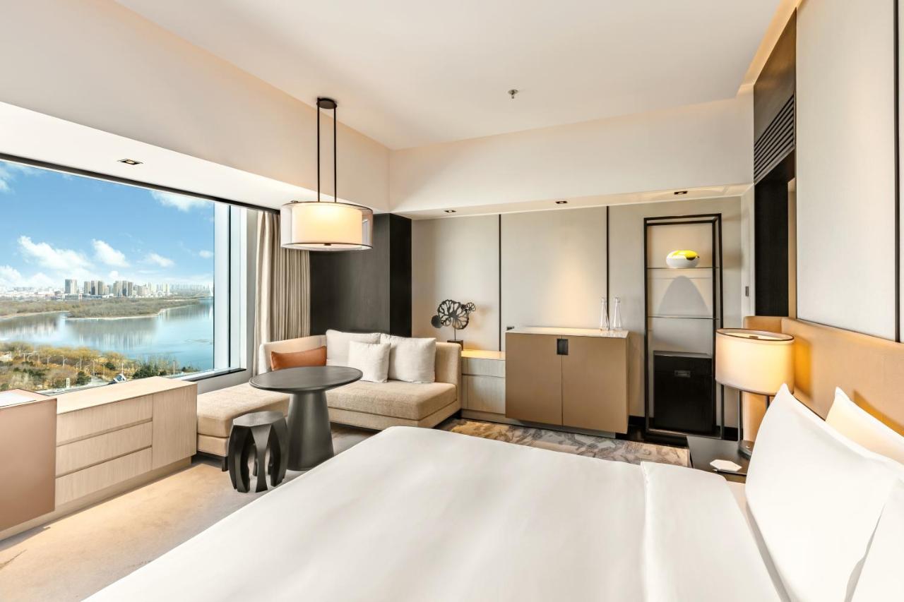 New World Shenyang Hotel Exterior photo