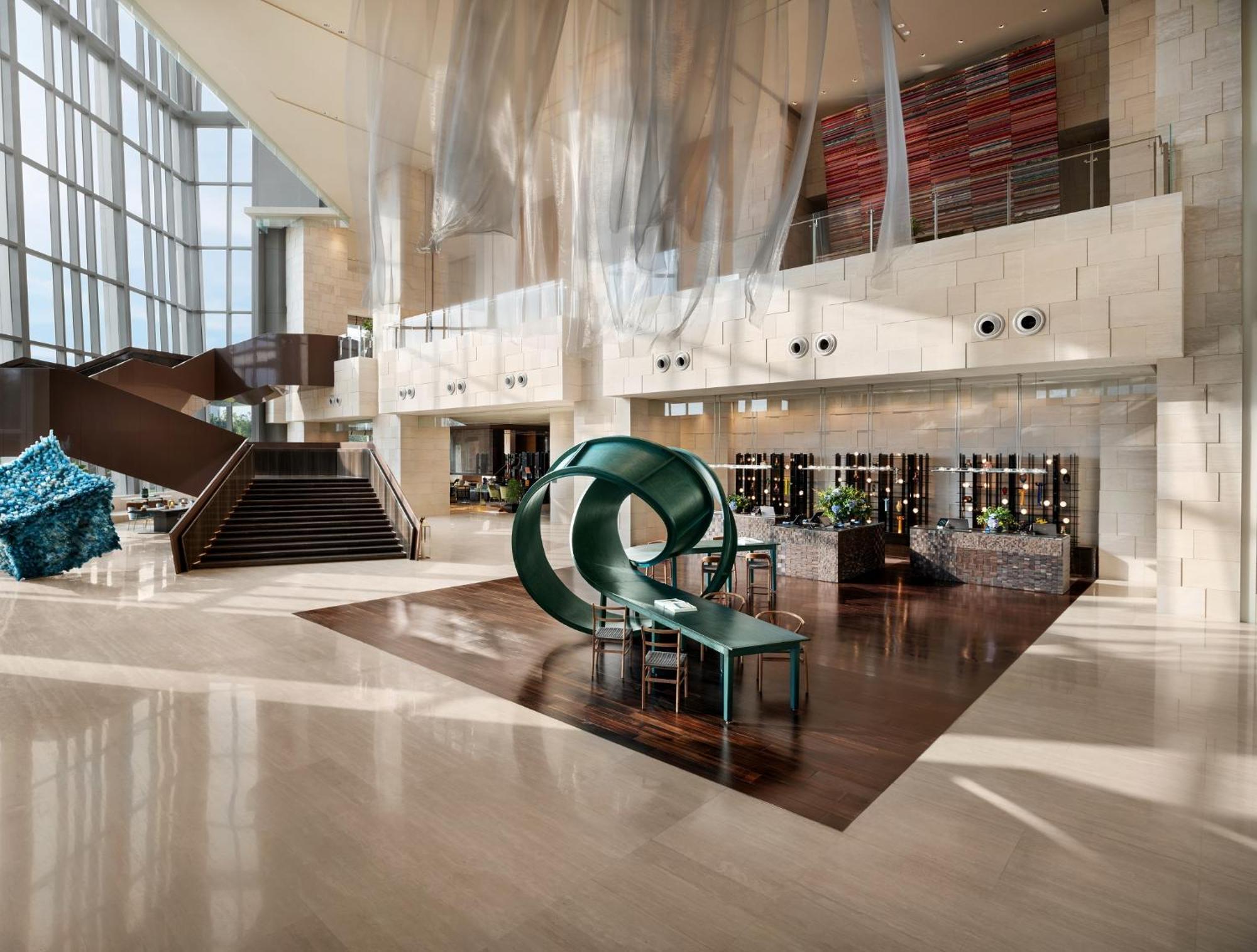 New World Shenyang Hotel Exterior photo